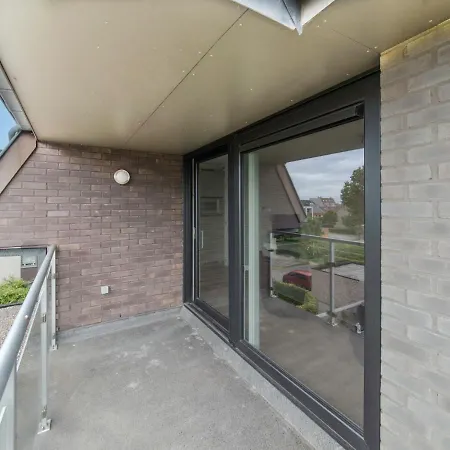 Rozenhof With Parking By Interhome 아파트 브레데네